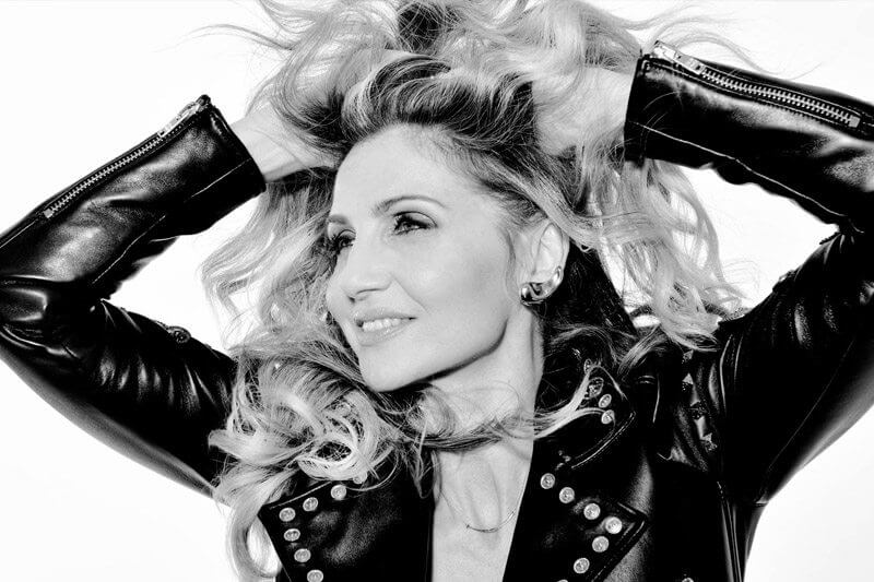 Lorella Cuccarini risponde alle accuse di Heather Parisi: “Spero che la Heather autentica sia un’altra”