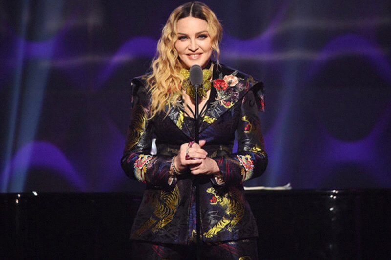 Madonna: “Michael, Tupac, Whitney, Prince, Amy, Bowie sono morti, io sono ancora qui”