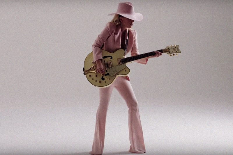 Lady Gaga: guarda il nuovo video “Million Reasons”