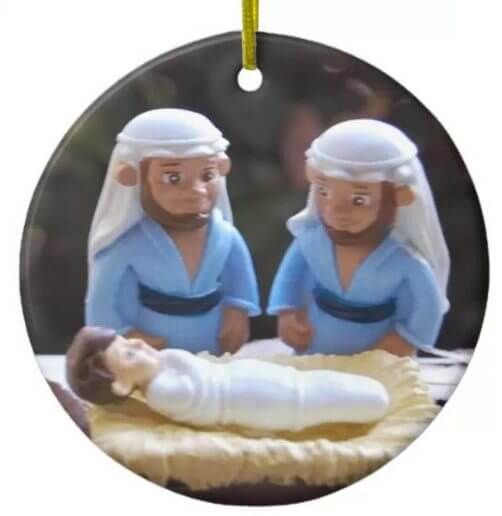 Presepe gay: in vendita online Bambino Gesù con due Madonna o due San Giuseppe - presepe2 - Gay.it
