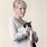 Tutti i colori del bianco: il progetto fotografico sulle persone albine - Thumbnail