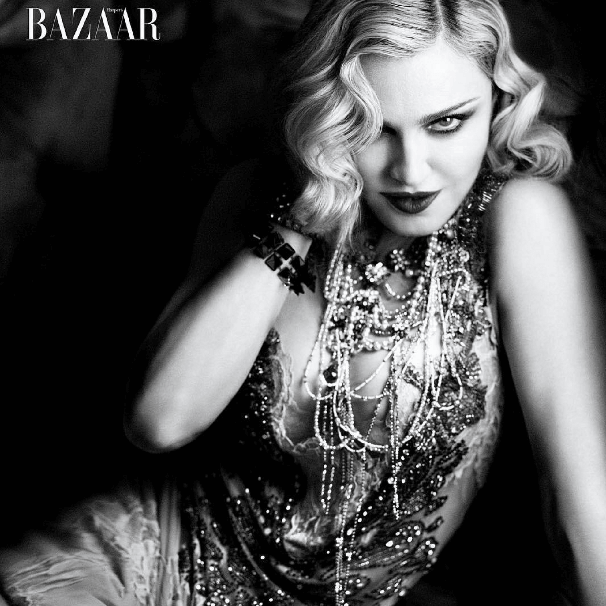 Madonna in copertina per i 150 anni di Harper’s Bazaar