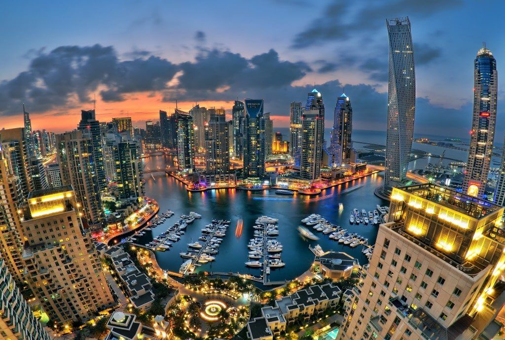 Perché gennaio è un ottimo mese per viaggiare (non solo con la mente) - dubai marina - Gay.it