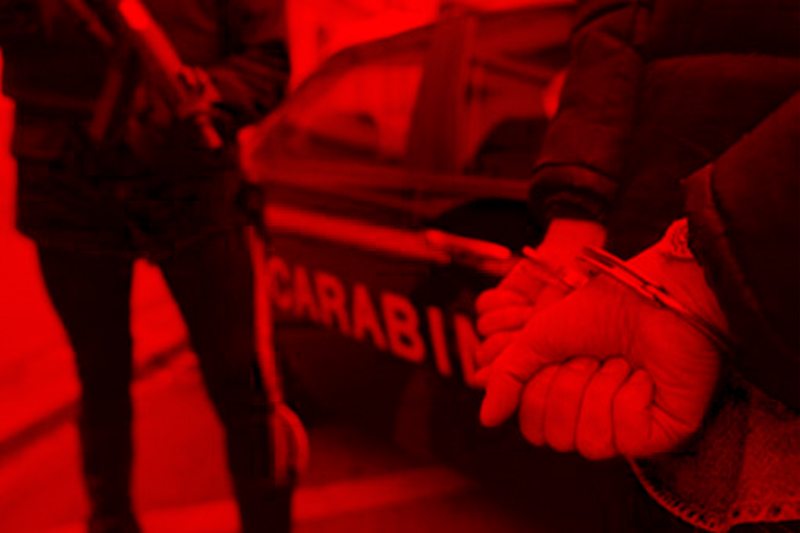 Sesso a pagamento con baby escort gay: nove arresti tra Milano e Pavia