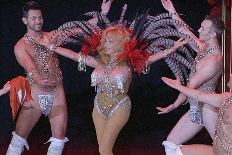 Fish & Chips: il burlesque vintage di League of Exotic Dancers vince il festival erotico