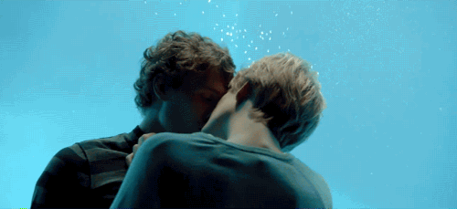 Please Like Me, 7 motivi per recuperare la serie LGBT australiana - Gay.it
