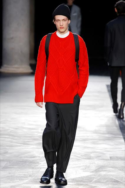 Vedo rosso: Marni, Versace, Neil Barrett, Burlon - unnamed 3 - Gay.it