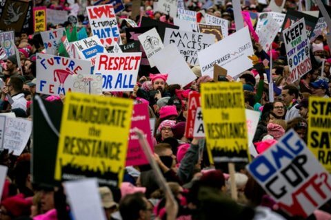 Women's March: un milione di persone di ogni genere, colore e orientamento sfilano contro Donald Trump - women march donald trump - Gay.it