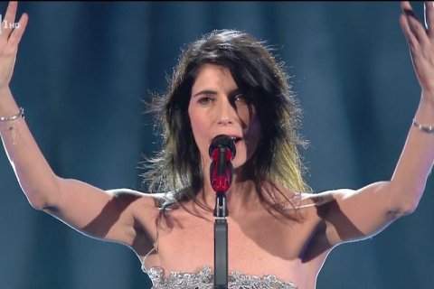 Il medley da brividi di Giorgia a Sanremo: il video dell'esibizione - 02 08 2017 23 06 23 - Gay.it