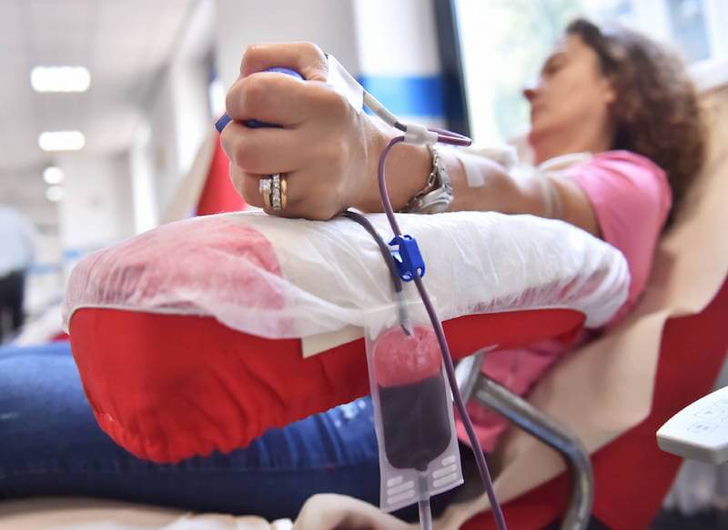 In Svizzera i gay potranno donare sangue ma solo dopo 12 mesi di astinenza - Donazioni Sangue.jpg - Gay.it
