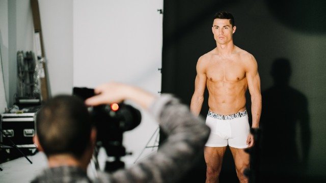 Cristiano Ronaldo nella nuova campagna pubblicitaria della sua linea di intimo