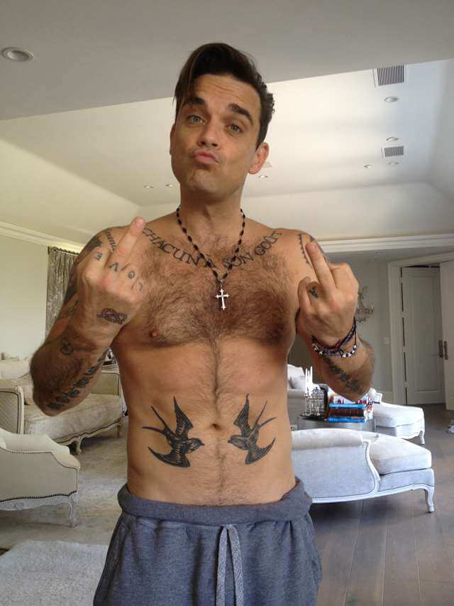 Buon compleanno Robbie Williams: la gallery che lo festeggia