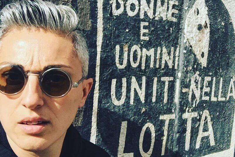 Trans vuole cambiare nome, il giudice: “Non lavora? Si metta a verbale che è prostituta”