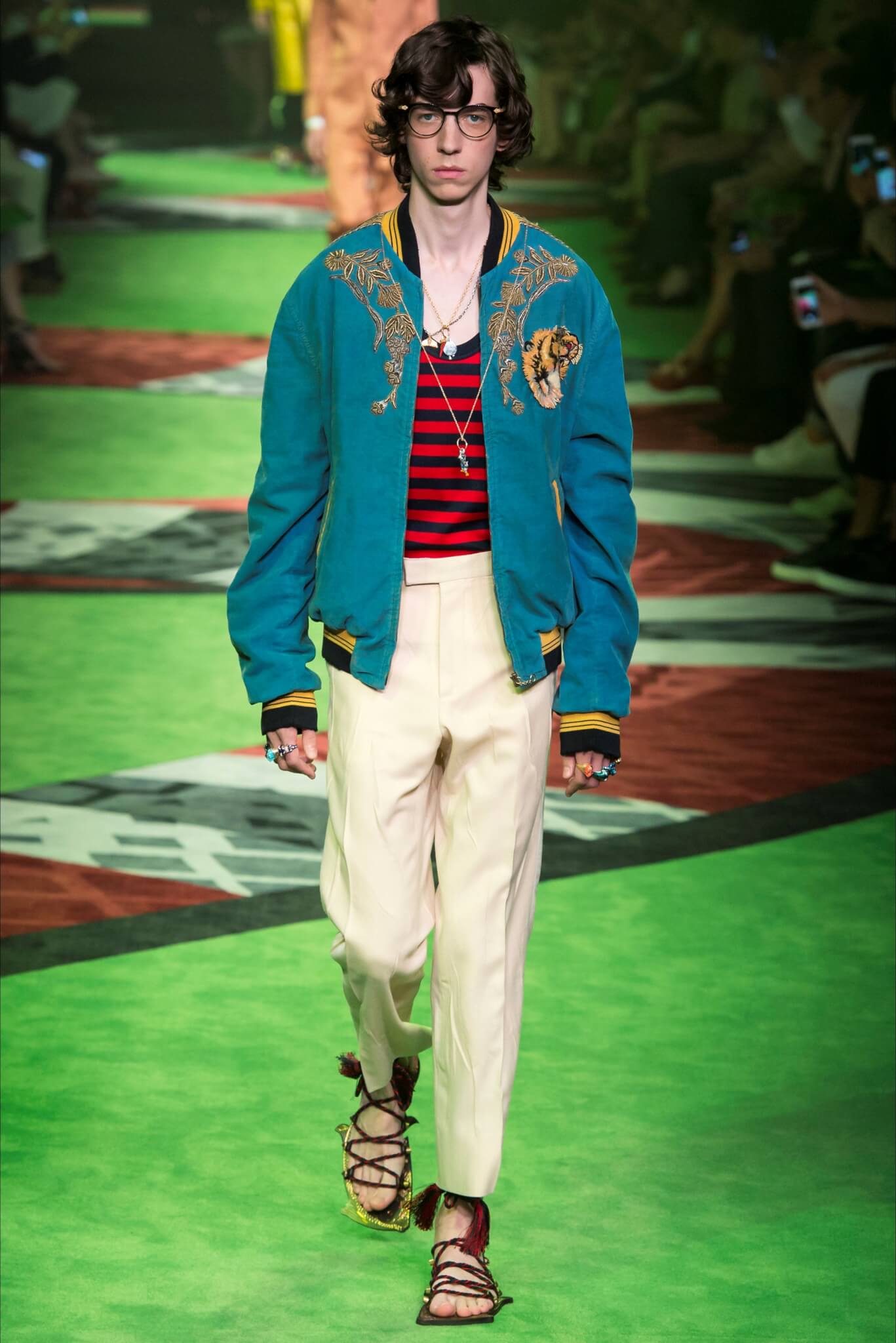 Tendenze Estate 2017: Bomber Mania - GUC0133 20160620154627 - Gay.it
