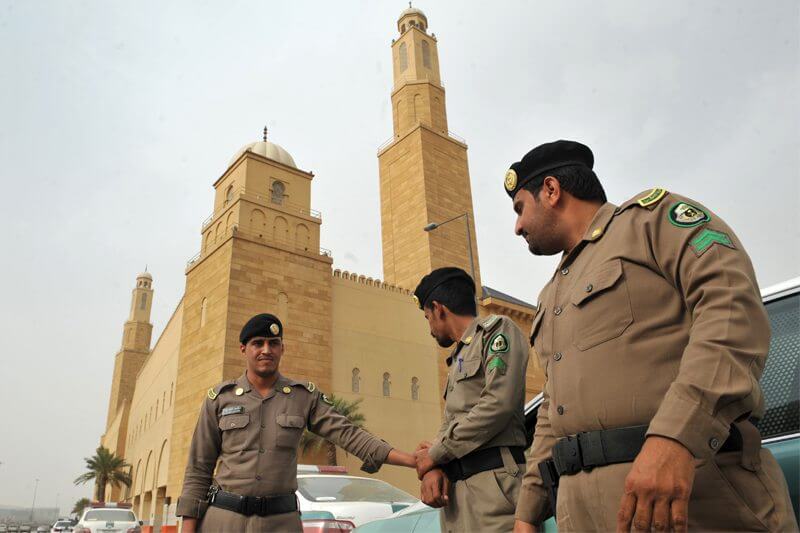 35 trans arrestate, 2 uccise: allarme transfobia in Arabia Saudita