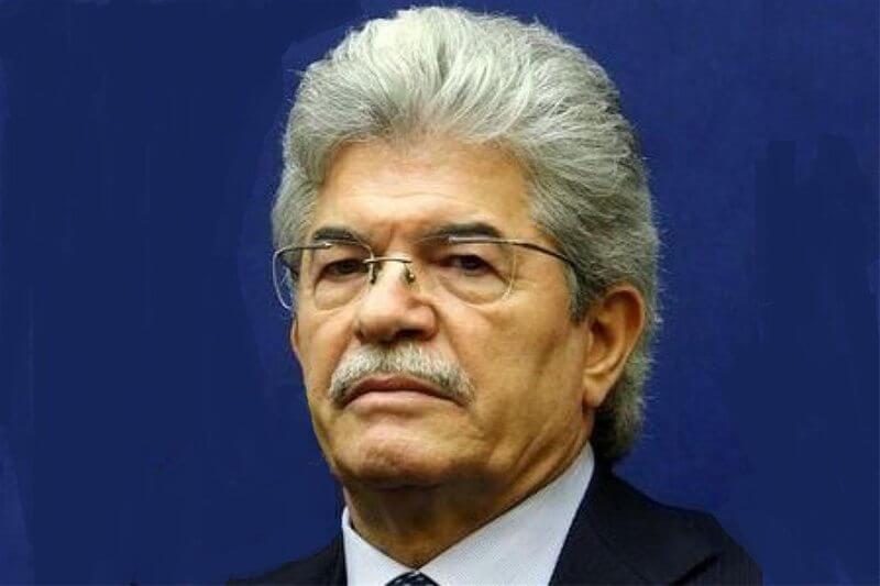 Il senator Antonio Razzi: “I giovani di oggi sono tutti effemminati, io non ho mai usato un preservativo”