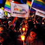 Iera sera a Milano la fiaccolata contro le persecuzioni omofobe in Russia e Cecenia - Thumbnail