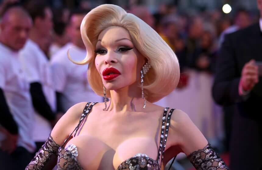 Amanda Lepore: "Sono un'opera d'arte: e allora?" - The 10 Richest Transgender People In The World 7. Amanda Lepore %E2%80%93 Net Worth 1.7 million - Gay.it