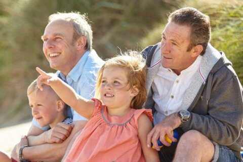 Adozioni gay: ora possibili in tutti gli Stati Uniti, anche il Nebraska si è aggiunto - adozioni gay - Gay.it