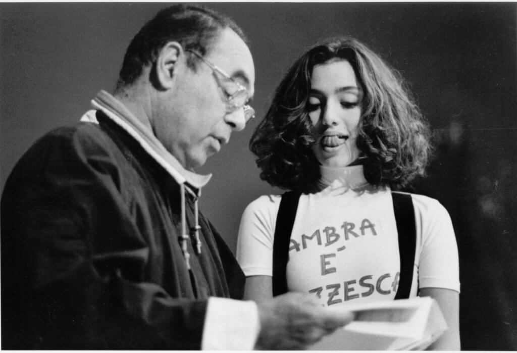 Ambra Angiolini compie 40 anni: storia dell'icona gay della tv anni '90 - ambra buoncompagni - Gay.it