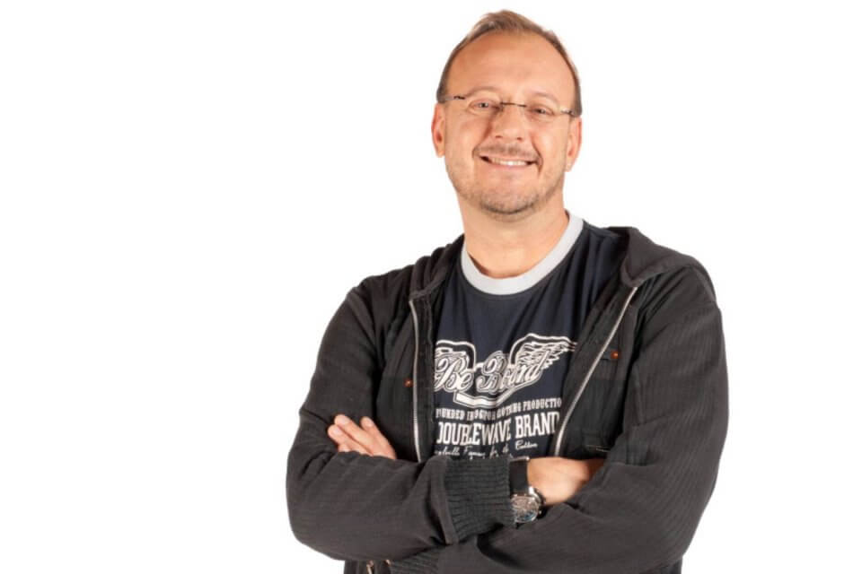 Antonello Dose: "Si può vivere felici con l'Hiv" - dose radio2 - Gay.it