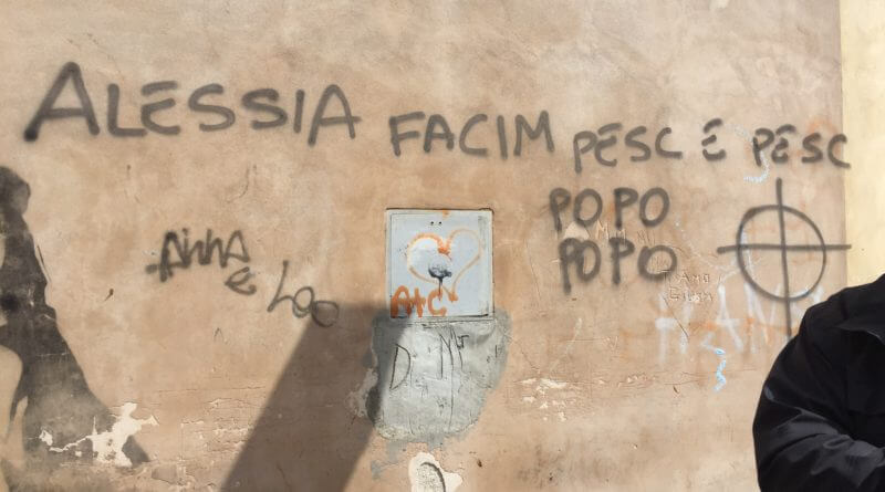 Aversa, scritte transfobiche dei neo-fascisti contro il matrimonio di Alessia e Michele - img 7462 - Gay.it