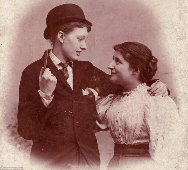 L'amore proibito tra donne in età vittoriana: le meravigliose foto dell'epoca