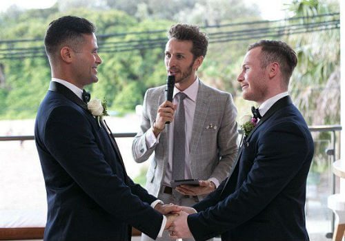 Matrimoni gay: in Australia il consolato britannico sposa i cittadini andando contro legge - matrimoni gay australia 1 - Gay.it