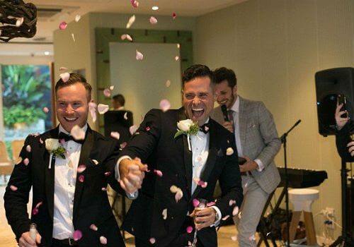 Matrimoni gay: in Australia il consolato britannico sposa i cittadini andando contro legge - matrimoni gay australia 2 - Gay.it