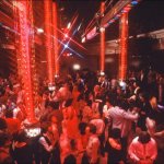Queste foto dello Studio 54 ti faranno venire voglia di ballare (e non solo) - Thumbnail