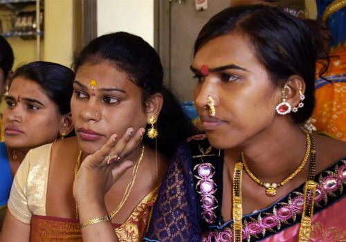 Trans nei bagni pubblici in base all'identità di genere: rivoluzione in India - trans india 2 - Gay.it