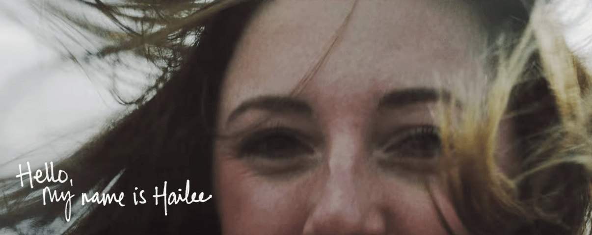 Questa giovane coppia lesbica fa coming out in un modo davvero emozionante - video coming out - Gay.it
