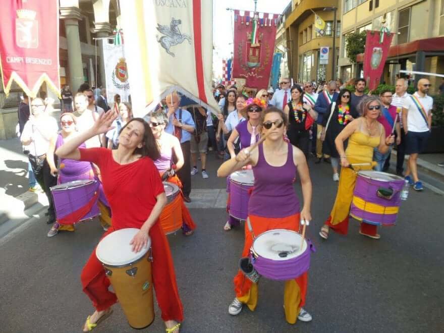 Toscana Pride: 10.000 persone ad Arezzo per il primo corteo del 2017 - 171820941 5fec88ec c5e9 4f32 8f9a ff3428e04121 - Gay.it