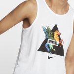 #BeTrue, la nuova collezione Nike per la stagione del Pride - foto - 919522 100 B PREM hd 1600 - Gay.it