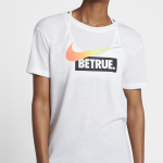 #BeTrue, la nuova collezione Nike per la stagione del Pride - foto - 942133 100 C PREM hd 1600 - Gay.it