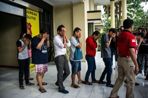 Indonesia: 141 arresti in una sauna gay - GettyImages 675329642 - Gay.it