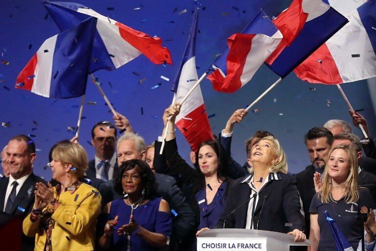 Ecco perché i gay francesi potrebbero far vincere Marine Le Pen - Meeting Marine Le Pen 27 avril 2017 Nice Palais Nikaia - Gay.it