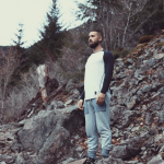 Il maestro di yoga più sexy che abbiate mai visto: viaggio nell'Instagram di Patrick Beach - Thumbnail