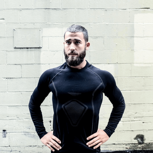 Il maestro di yoga più sexy che abbiate mai visto: viaggio nell'Instagram di Patrick Beach