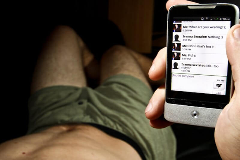 Sexting: chi lo fa è più felice della propria vita sessuale