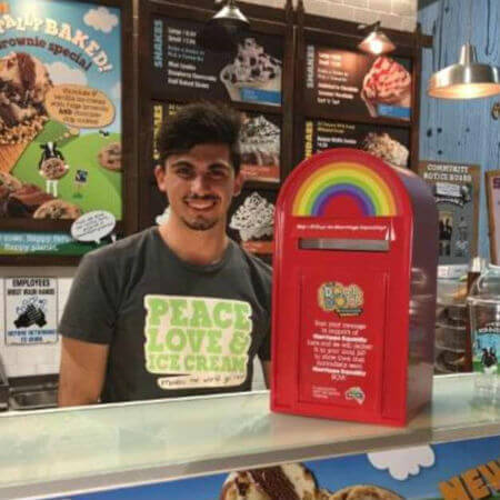 Ben&Jerry's e i gelati per i matrimoni gay: palline dello stesso gusto vietate in segno di protesta - ben jerrys 2 - Gay.it