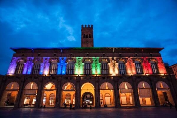 Unioni civili, record a Bologna: il 15% contro una media nazionale del 2,2% - bologna unioni civili 2 - Gay.it