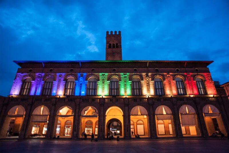 Bologna, aggressione omofoba ai danni di uno studente inglese