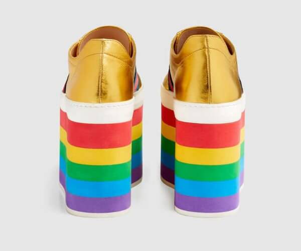 Pride 2017: Gucci lancia una collezione di zeppe arcobaleno - gucci arcobaleno 3 - Gay.it