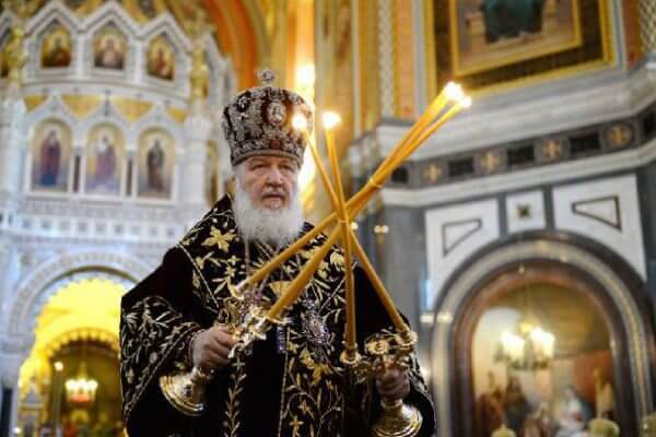 Il capo della Chiesa Ortodossa russa: "Leggi sui matrimoni gay? Uguali a nazismo e apartheid" - kirill mosca russia 2 - Gay.it
