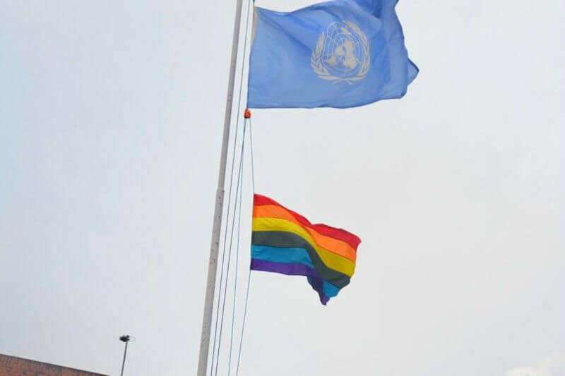 Nepal: sventola per la prima volta una bandiera arcobaleno - nepal - Gay.it