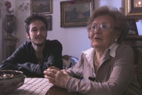 Pietro e Nonna Chicca: l'amore sconfigge qualsiasi pregiudizio - nonna - Gay.it