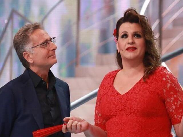 Rebecca De Pasquale: "Dopo il GF senza soldi e senza lavoro" - rebecca de pasquale ciao darwin - Gay.it