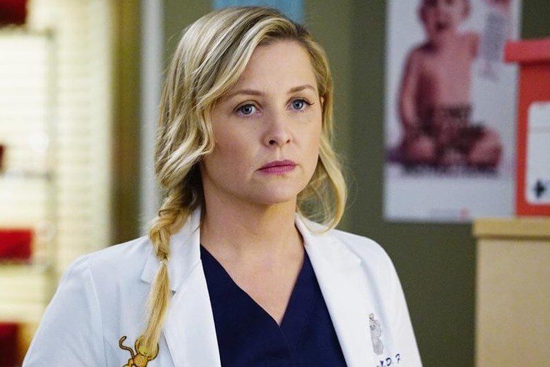 Grey’s Anatomy, Jessica Capshaw confessa: ‘Interpretare una lesbica mi ha cambiato la vita’