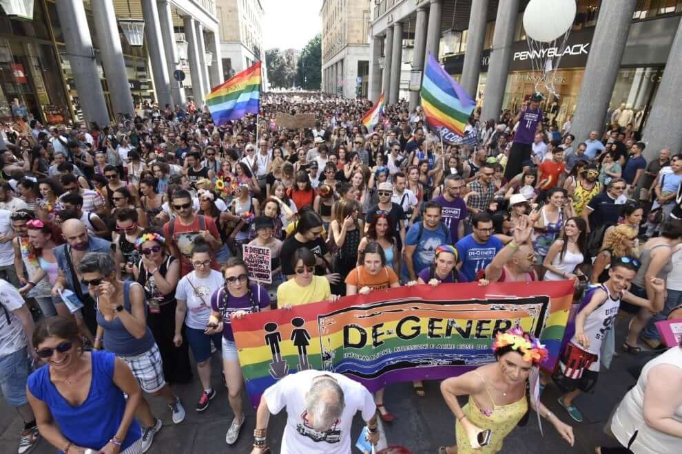 Festa infinita al Torino Pride: 100.000 partecipanti - 181019122 271aa41e 4678 4a45 8b44 405b5b0e23b2 - Gay.it